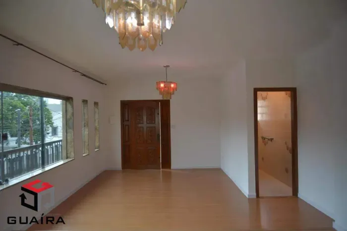 Casa Térrea para aluguel 4 quartos 2 suítes 7 vagas Bangu - Santo André - SP