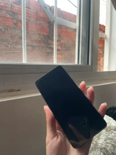 Samsung A01 semi novo sem defeitos pra vender logo