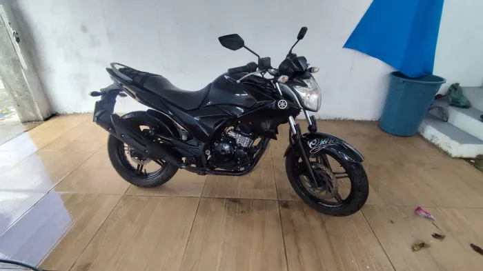 Fazer 250 2012