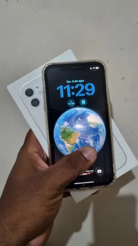 iPhone 11 64GB Branco