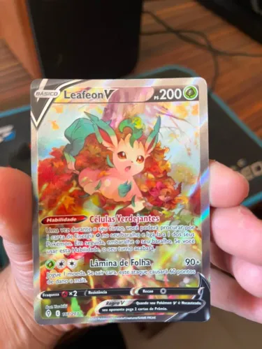 CARTA POKÉMON - Leafeon V (167/203) - Full-art - PT-BR) // BASTANTE RARA