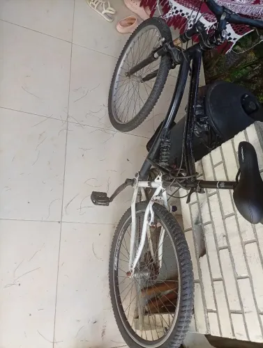 Bicicleta urbana - full-suspension