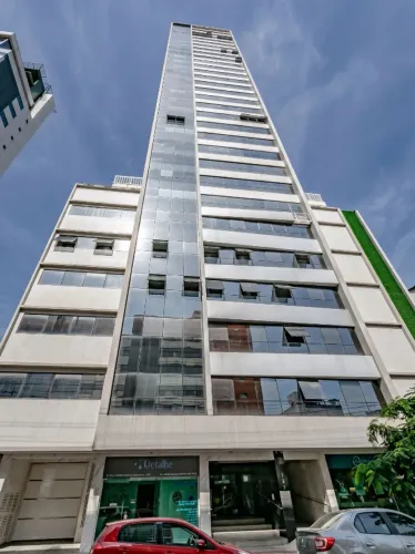SALA COMERCIAL 43M² LOCADA OU NÃO EXCELENTE LOCALIZAÇÃO ALTA RENTABILIDADE VENHA CONHECER!