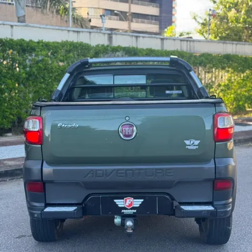 Fiat Strada Adventure1.8/ 1.8 Locker Flex CD 2016