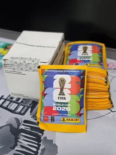50 pacotes Figurinhas Copa 2026 Edição Especial Limitada Seleçõe Lacrada Paninis Douradas 