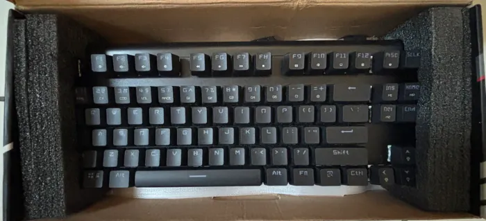 Teclado Mecânico Motospeed CK101 QWERTY Outemu Red com RGB Inglês US Preto