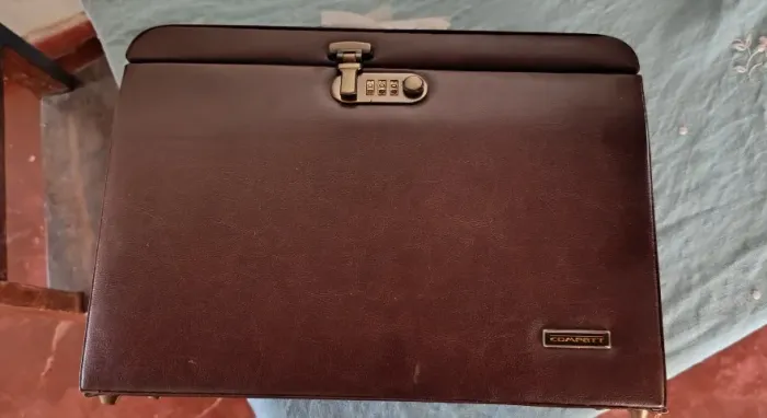 Maleta Comparti Vintage Anos 90 - Nova e Nunca Utilizada