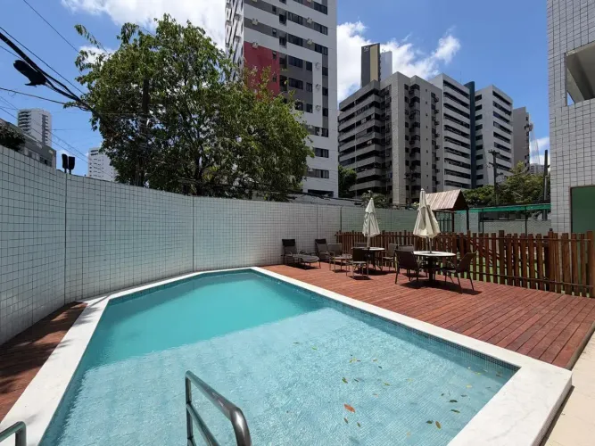 Imóvel para aluguel tem 110 metros quadrados com 3 quartos em Madalena - Recife - PE