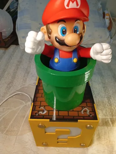Vende-se Luminária do personagem Mario.