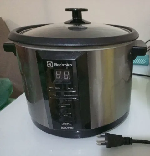 Panela de arroz Eletrolux