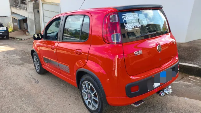 Fiat Uno Sporting 1.4 EVO Fire Flex 8V 4P 2013