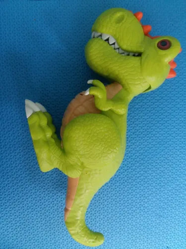 Dinossauro brinquedo