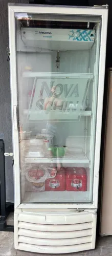 Freezer Expositor Metalfrio 1 Porta de Vidro 110V