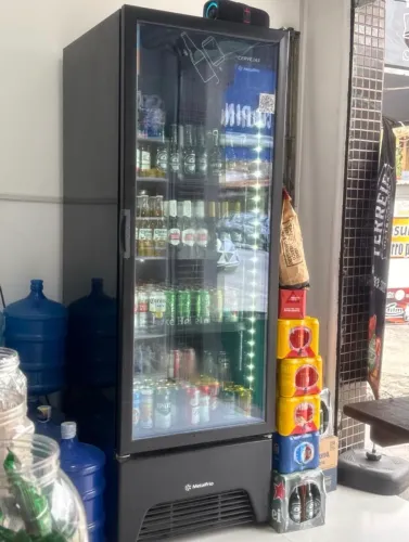 GELADEIRA EXPOSITORA METALFRIO 550L