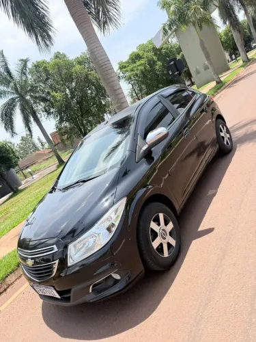 Chevrolet Onix Hatch LT 1.0 8V Flex Power Mec. 4P 2013