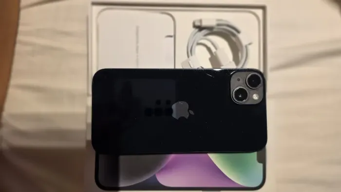 Vendo IPhone 14 Plus -excelente estado.