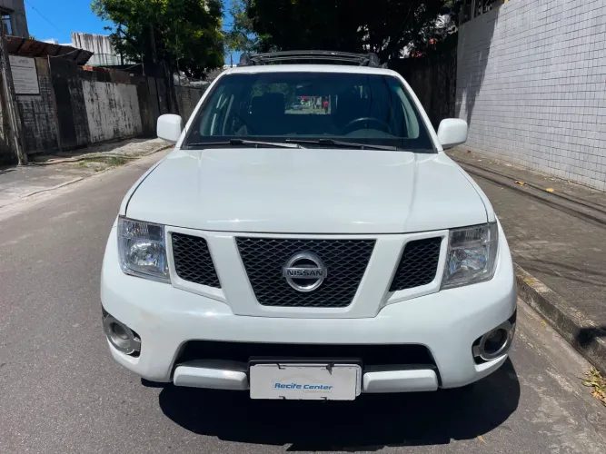 Nissan Frontier S CD 4X2 2.5 TB Diesel 2015
