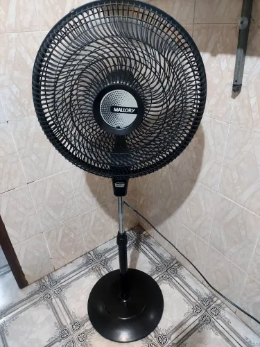 VENTILADOR DE COLUNA DO GRANDE 