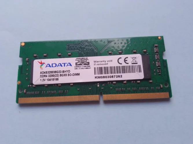 Memória RAM 8GB DDR4 3200MHz Notebook