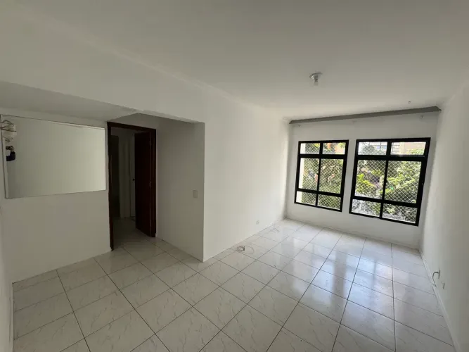Apartamento 75 mt² - 3 quartos lugar tranquilo e localização privilegiada