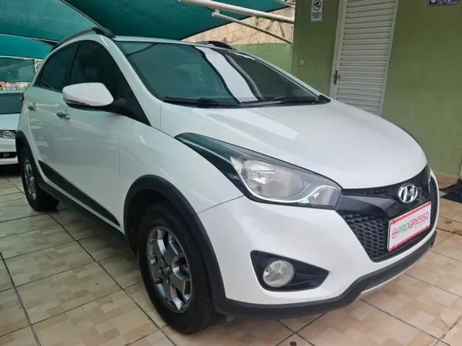 Hyundai HB20X Premium 1.6 Flex 16V Aut. 2015