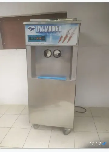 Vendo máquina de sorvete expresso Italianinha