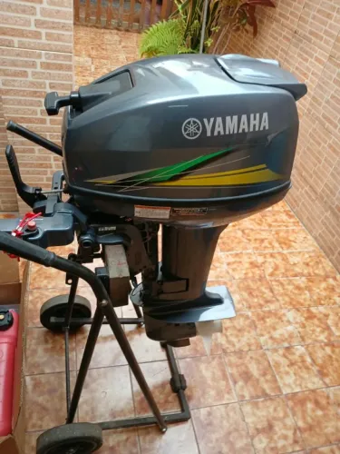 Motor de Popa Yamaha 15 HP