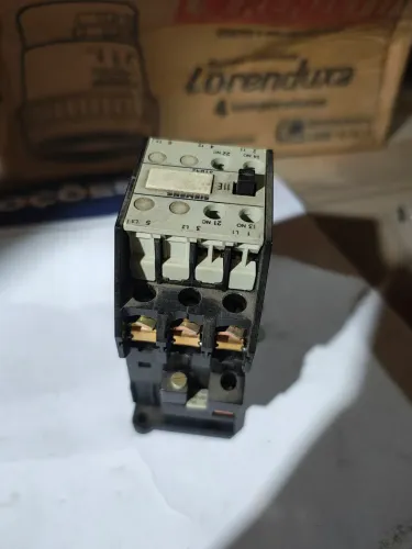 Contactora Siemens mod antigo 3 TB 41 - 16 ampéres