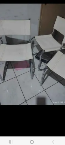 Cadeiras em ferro/couro