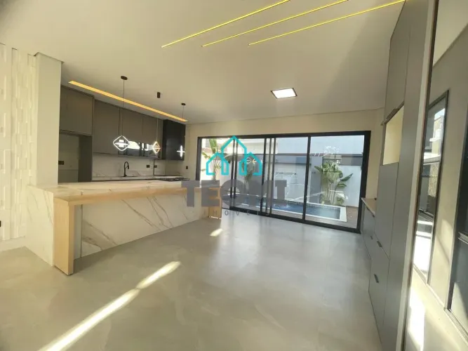 Sobrado com 4 dormitórios à venda, 260 m² por R$ 2.120.000,00 - Ouroville - Taubaté/SP REF
