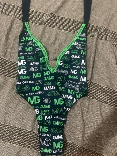 Vendo body Maria gueixa original
