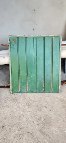 Portinhola duas portas