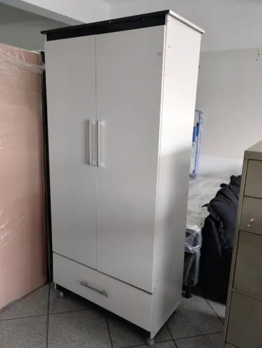 Guarda roupa de solteiro usado