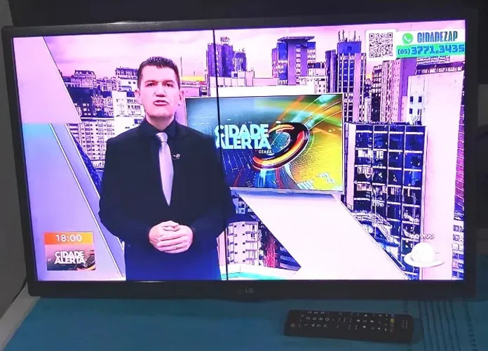 TV da Marca LG de 28" LED, HDMI, USB.