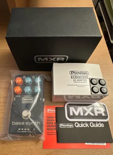 Pedal Synth Bass MXR, NOVO, sem uso, na caixa.