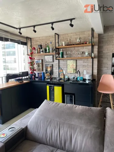 Apartamento Moderno em Pinheiros | 2 Dormitórios, Varanda Gourmet e 1 Vaga