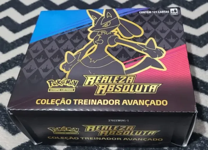 ETB Coleção Treinador Avançado Espada e Escudo 13 Realeza Absoluta