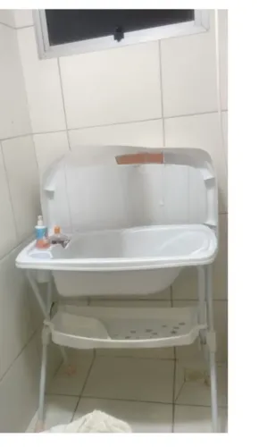 Banheira infantil com trocador