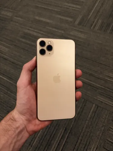 Iphone 11 Pro Max Dourado em perfeito estado com Entrega Grátis!