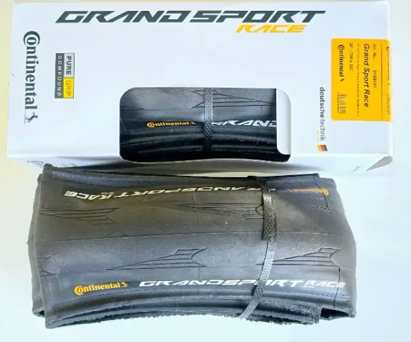 Par Pneus Continental Grand Sport Race 700x32c - Road Speed - Novos