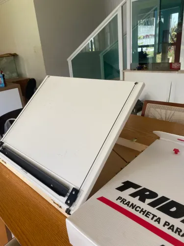 Prancheta portátil trident A3 com régua paralela