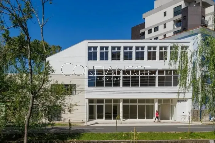 Sala Comercial para alugar no Centro, Curitiba - PR | Confiancce Imóveis