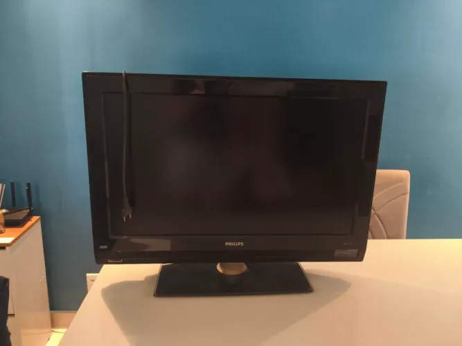 TV Philips 32 polegadas (não é smart)