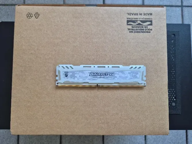Memória Crucial Ballistix 8GB (2x4GB) 2666MHz CL16