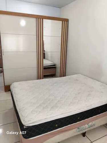 Alugo Kitnet 1 quarto,mobiliada