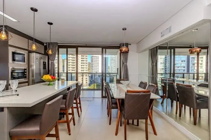 Apartamento 1 Suíte + 2 Demi-suítes com 101m² - 2 vagas no bairro Fazenda em Itajaí