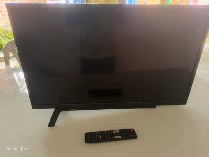 Vende-se Tv Toshiba 32" para retirada de peças 