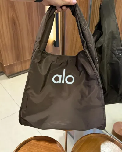 Bolsa academia alo
