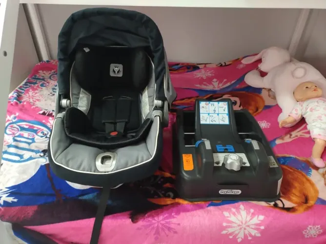 Bebê Conforto Peg Perego com base