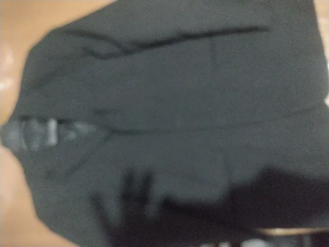 Vendo um Blazer preto!